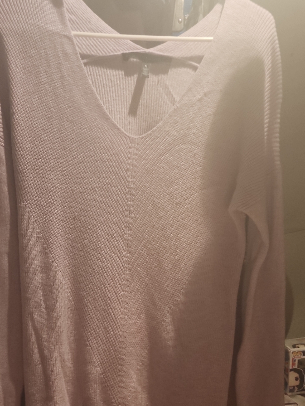White House Black Market Light Pink V-Neck Ribbed Sweater